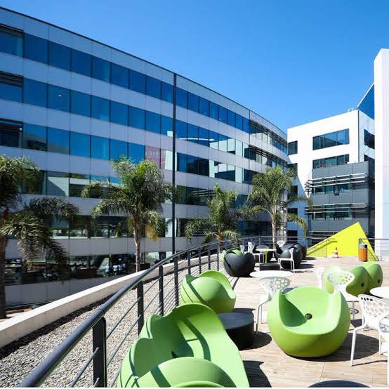 EDHEC Business School
